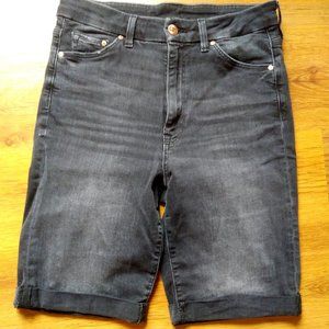 Bermuda Jeans